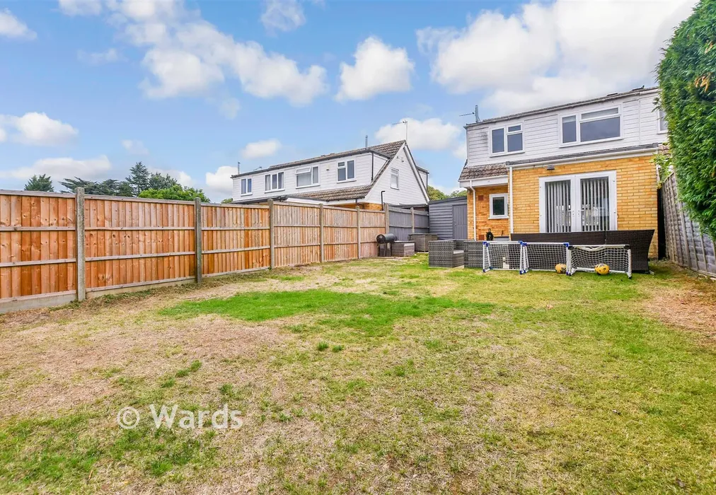Rear Garden - Leigh Avenue, Loose, Maidstone, Kent - Wards of Kent