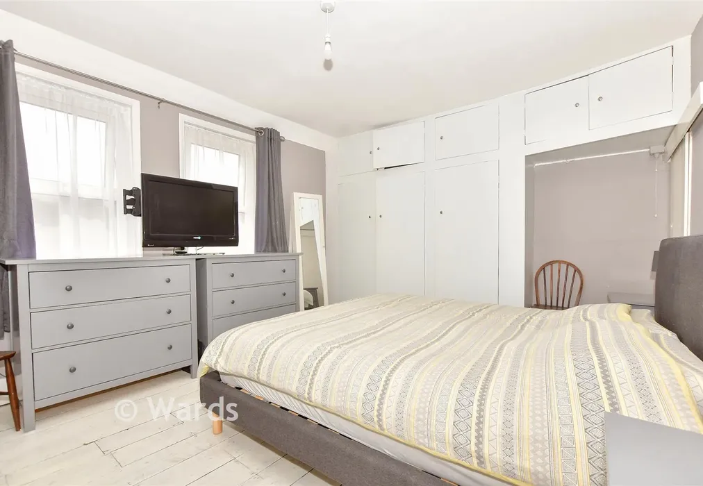 Bedroom 1 - Dudley Road, Folkestone, Kent - Wards of Kent