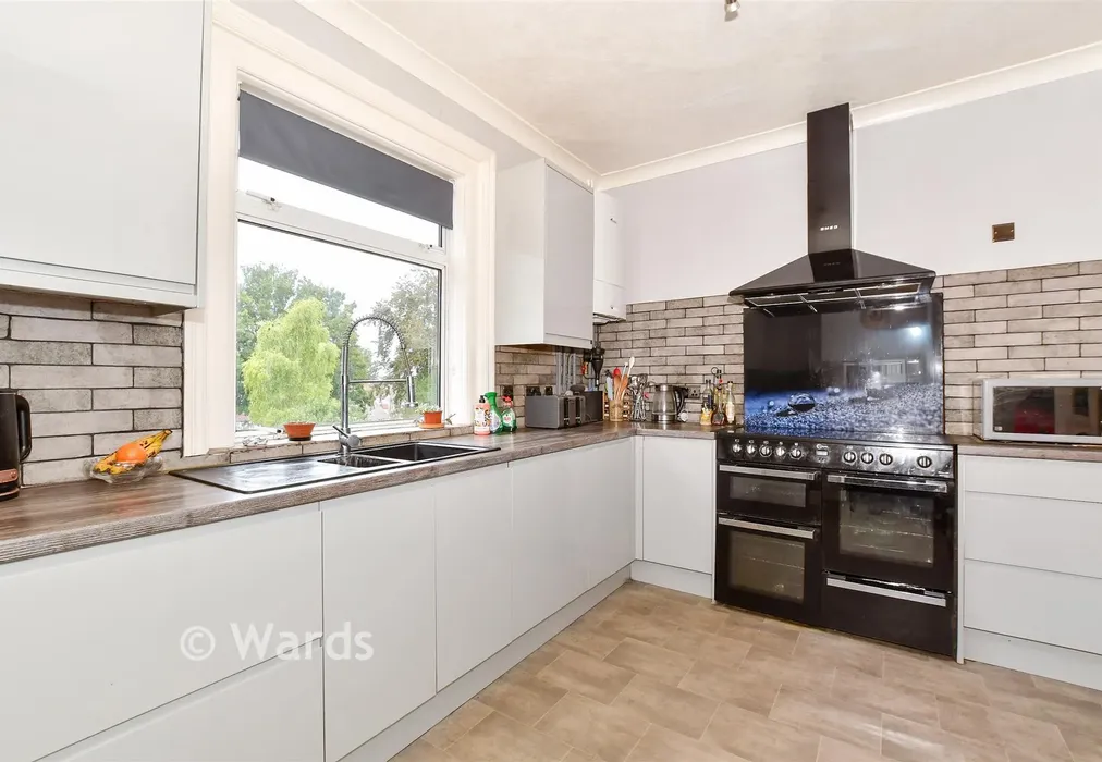 Kitchen - Maidstone Road, Chatham, Kent - Wards of Kent