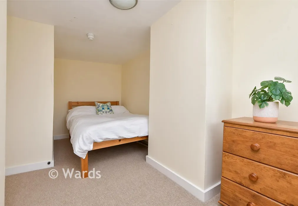 Bedroom 4 - Love Lane, Canterbury, Kent - Wards of Kent