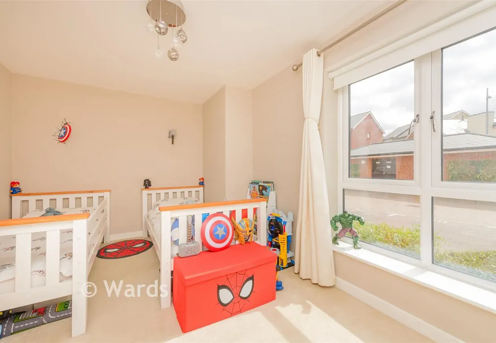 Bathroom - Springhead Parkway, Gravesend, Kent - Wards of Kent