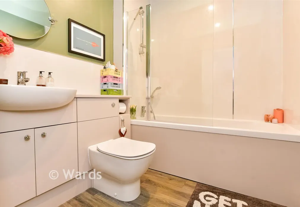Bathroom - Ainsley Way, Chartham, Canterbury, Kent - Wards of Kent