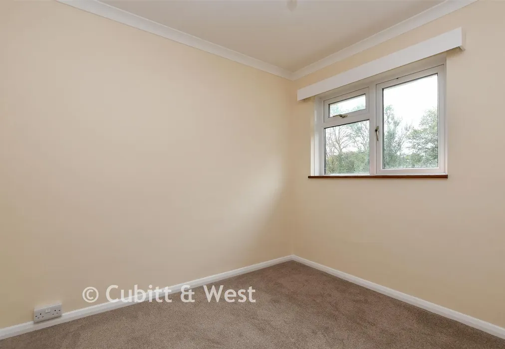 Bedroom 3 - Marches Road, Warnham, Horsham, West Sussex - Wards of Kent