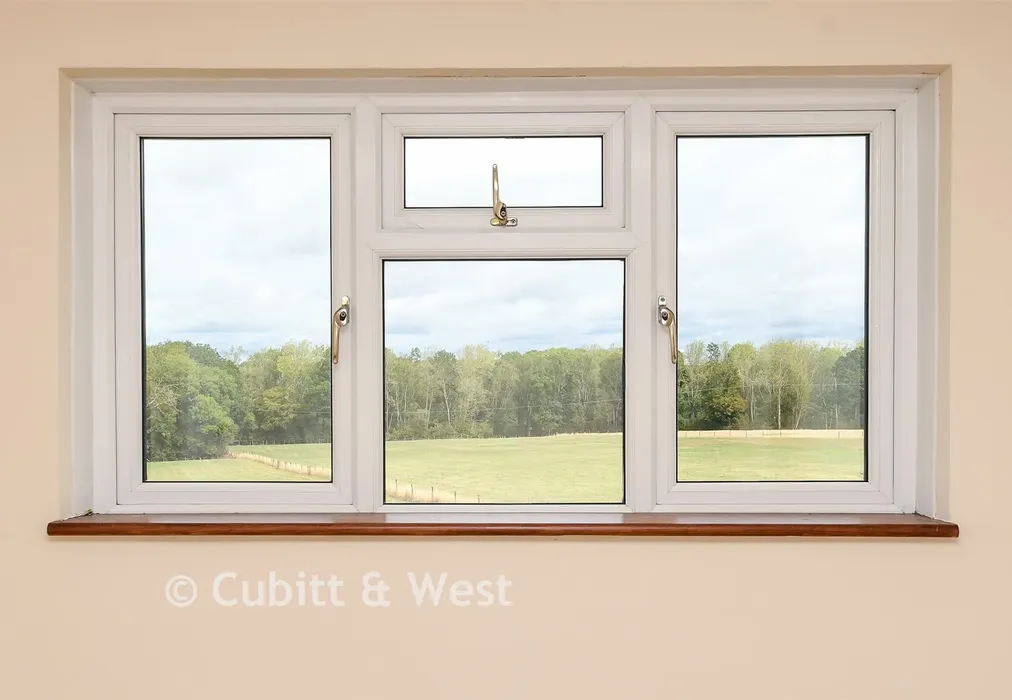 Internal Lifestyle Photograph - Marches Road, Warnham, Horsham, West Sussex - Wards of Kent