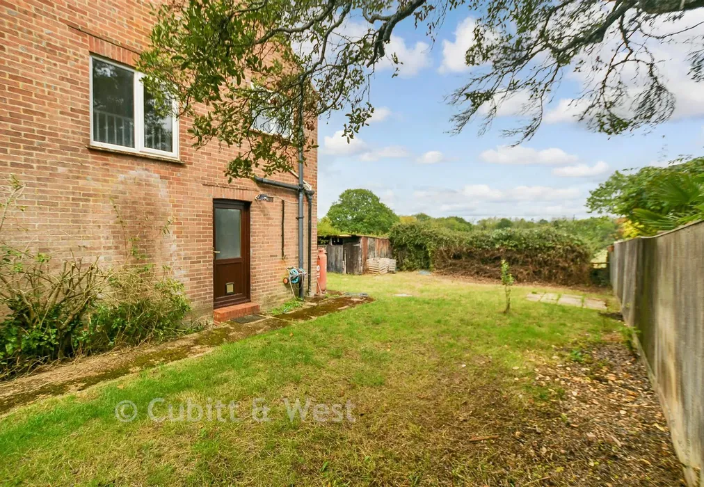 Rear Garden - Marches Road, Warnham, Horsham, West Sussex - Wards of Kent