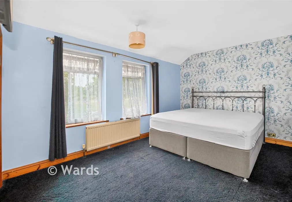 Bedroom 1 - Dymchurch Road, Hythe, Kent - Wards of Kent