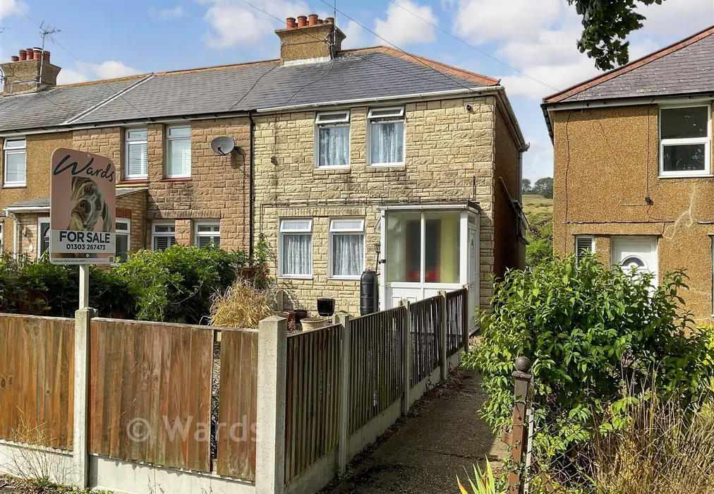 Front Of Property - Dymchurch Road, Hythe, Kent - Wards of Kent