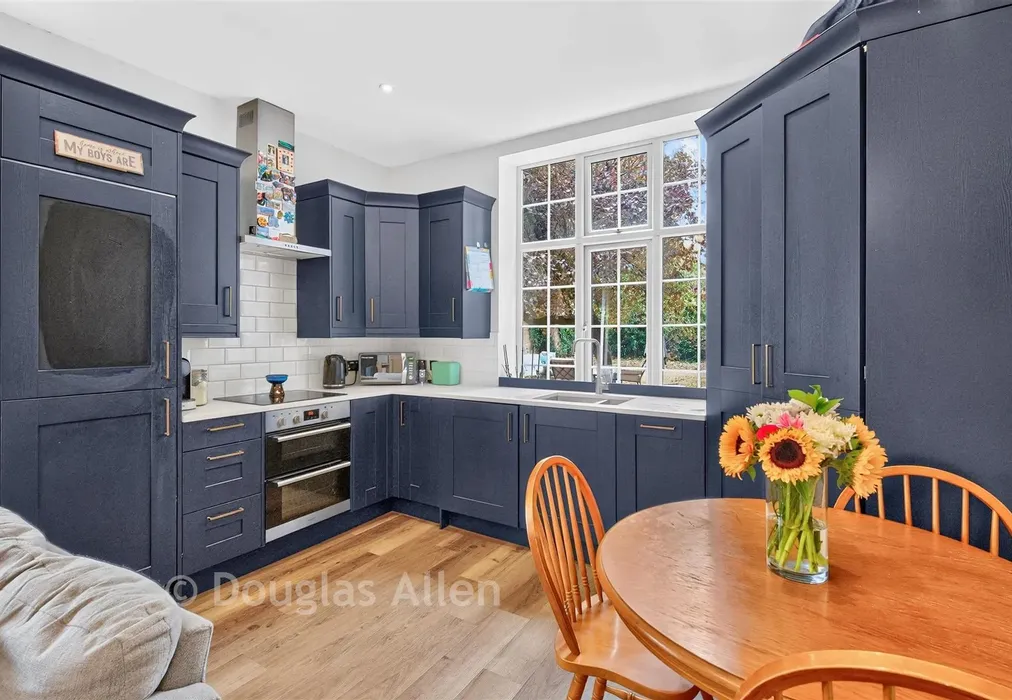 Lounge/Kitchen - Astra Close, Hornchurch, Essex - Wards of Kent