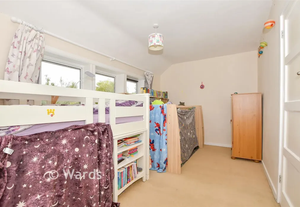 Bedroom 2 - Lloyds Green, Wittersham, Kent - Wards of Kent
