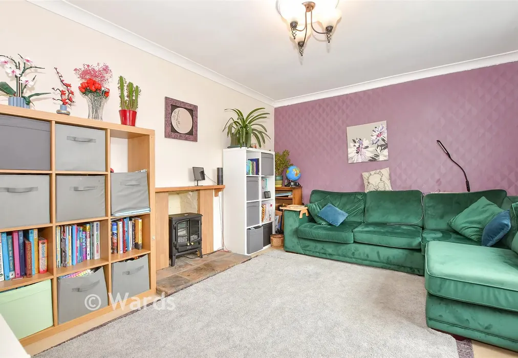 Lounge - Lloyds Green, Wittersham, Kent - Wards of Kent