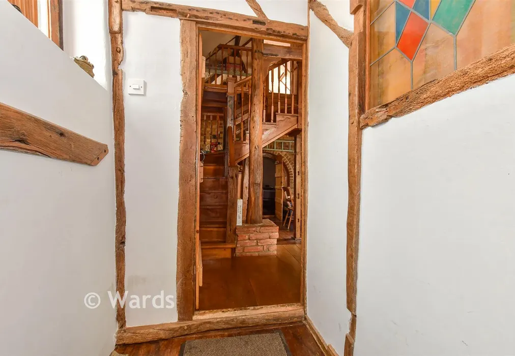 Internal Lifestyle Photograph - Front Street, Ringwould, Deal, Kent - Wards of Kent