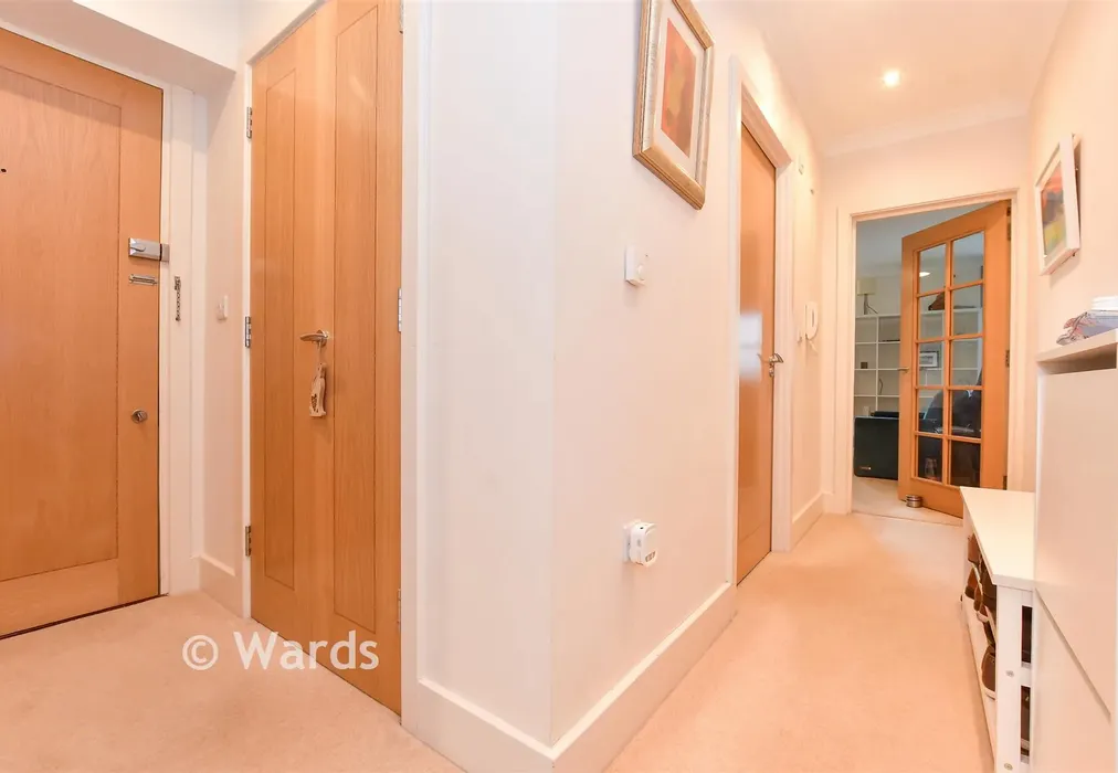 Entrance Hall - Seabrook Road, Hythe, Kent - Wards of Kent