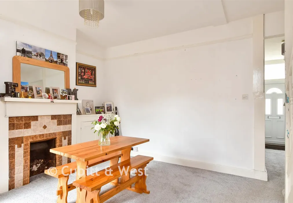 Dining Room - Lawes Avenue, Newhaven, East Sussex - Wards of Kent