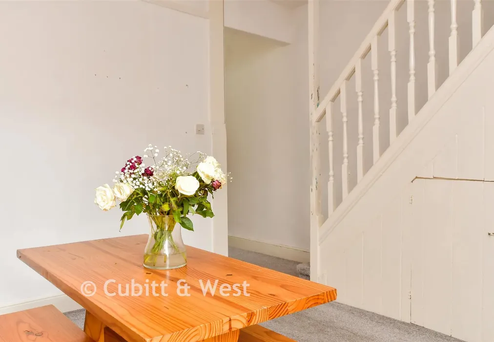 Internal Lifestyle Photograph - Lawes Avenue, Newhaven, East Sussex - Wards of Kent
