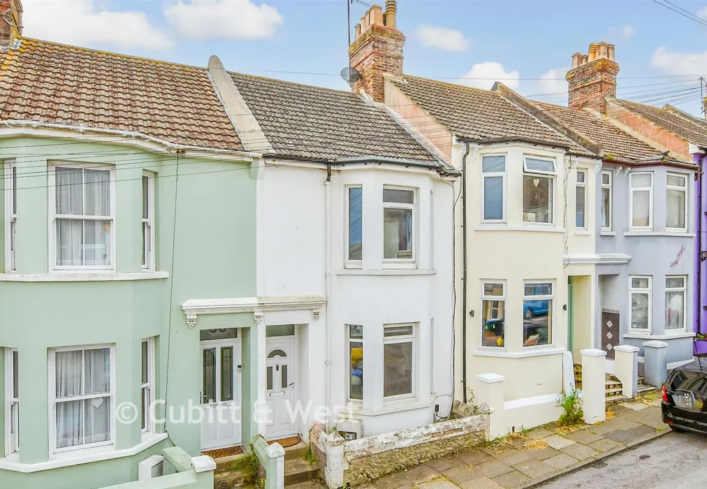 External (Web) - Lawes Avenue, Newhaven, East Sussex - Wards of Kent