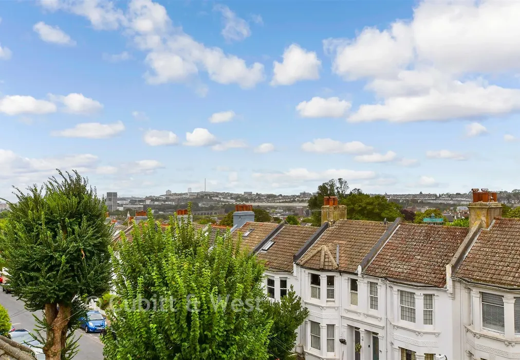 Views To Front - Edburton Avenue, Brighton, East Sussex - Wards of Kent