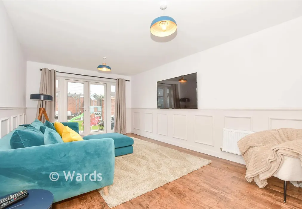 Lounge - Keepers Cottage Lane, Wouldham, Rochester, Kent - Wards of Kent