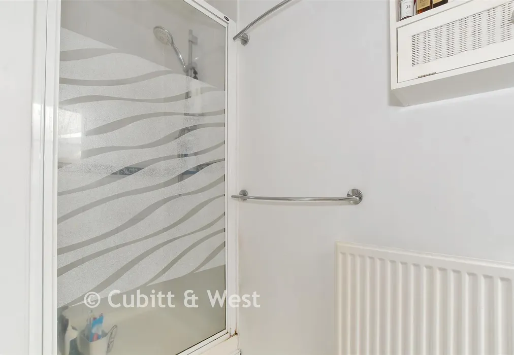 En-Suite Shower Room - Turnpike Way, Ashington, West Sussex - Wards of Kent