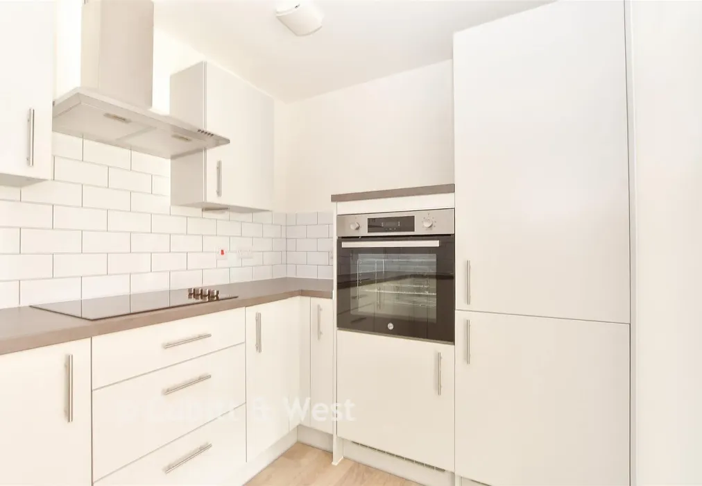 Kitchen - Worthing Road, Southwater, Horsham, West Sussex - Wards of Kent
