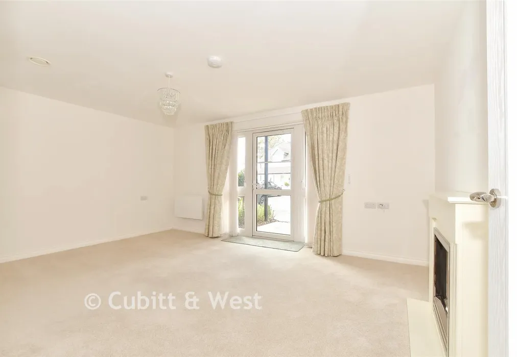 Lounge - Worthing Road, Southwater, Horsham, West Sussex - Wards of Kent