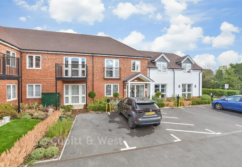 External Web 2 - Worthing Road, Southwater, Horsham, West Sussex - Wards of Kent