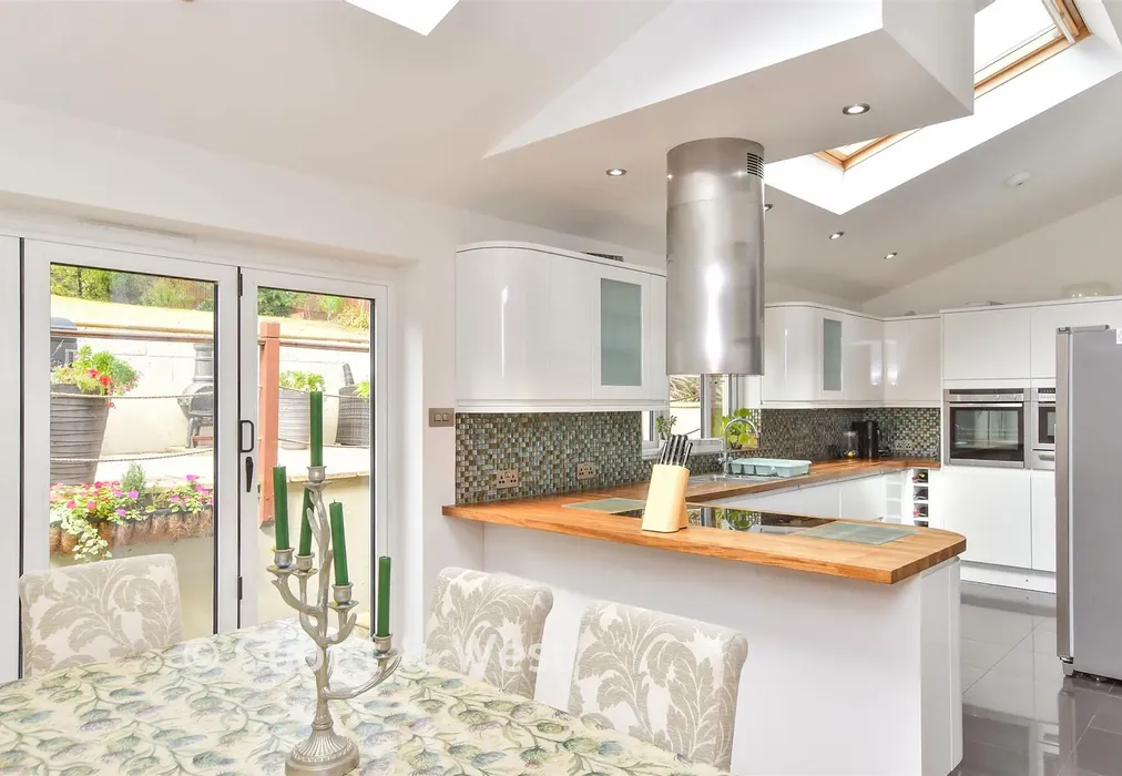 Kitchen/ Diner/ Lounge - Winfield Avenue, Brighton, East Sussex - Wards of Kent