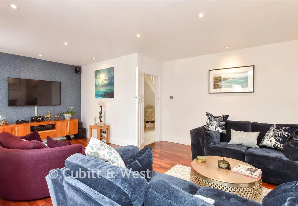 Kitchen/ Diner/ Lounge - Winfield Avenue, Brighton, East Sussex - Wards of Kent
