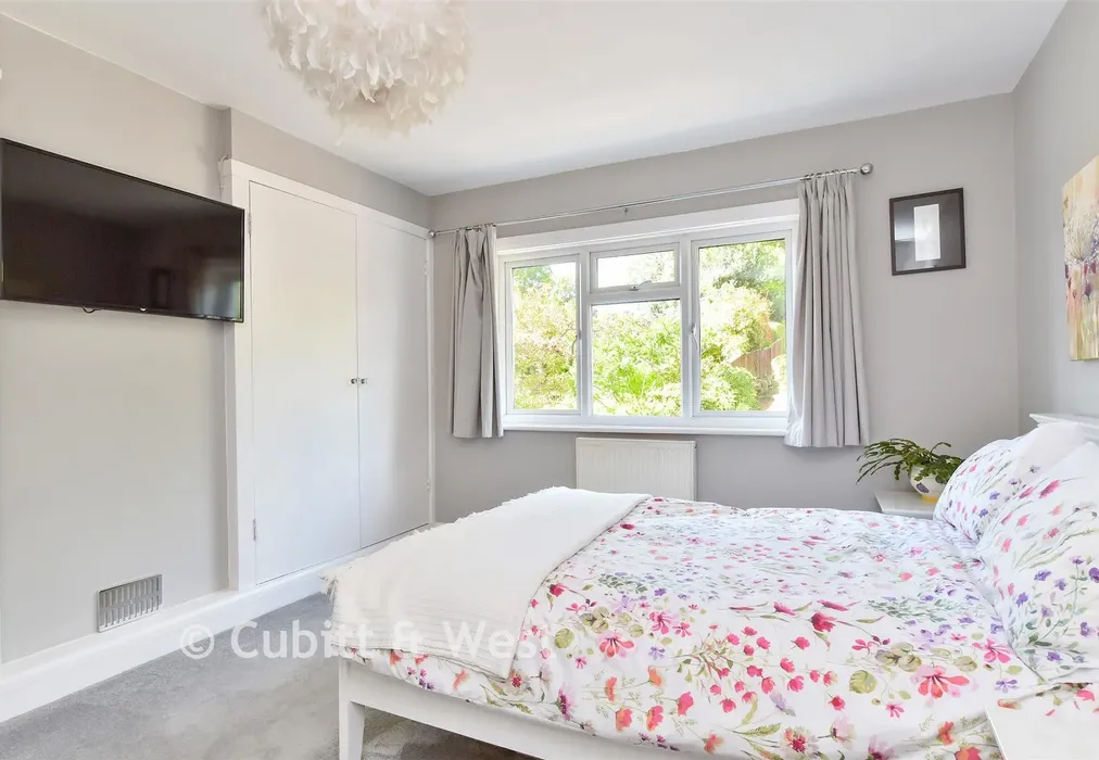 Bedroom 3 - Winfield Avenue, Brighton, East Sussex - Wards of Kent