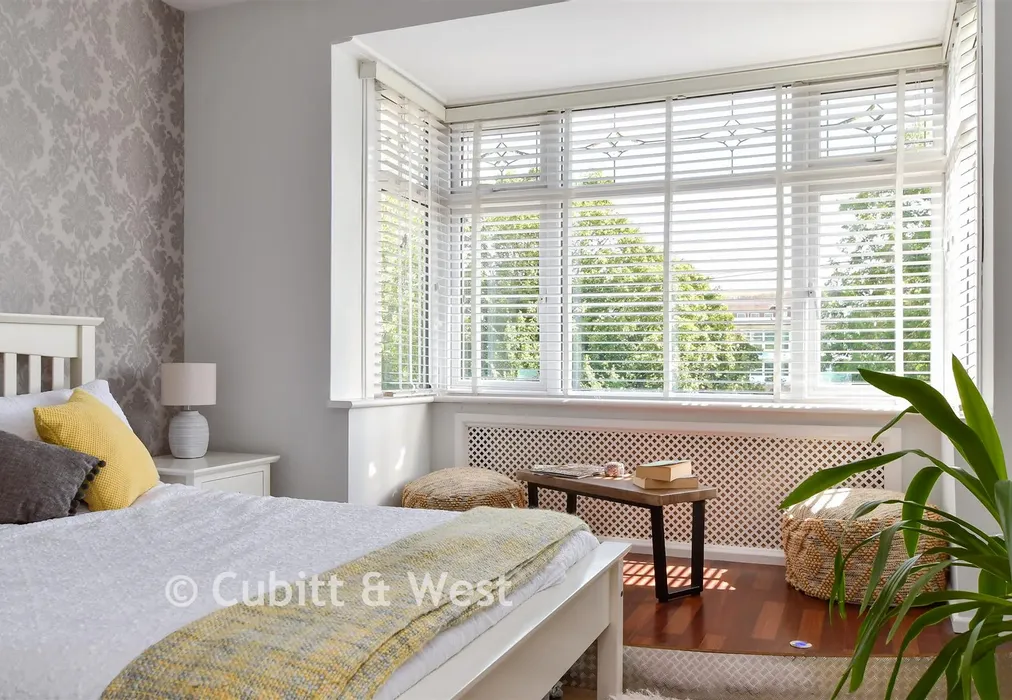 Internal Lifestyle Photograph - Winfield Avenue, Brighton, East Sussex - Wards of Kent