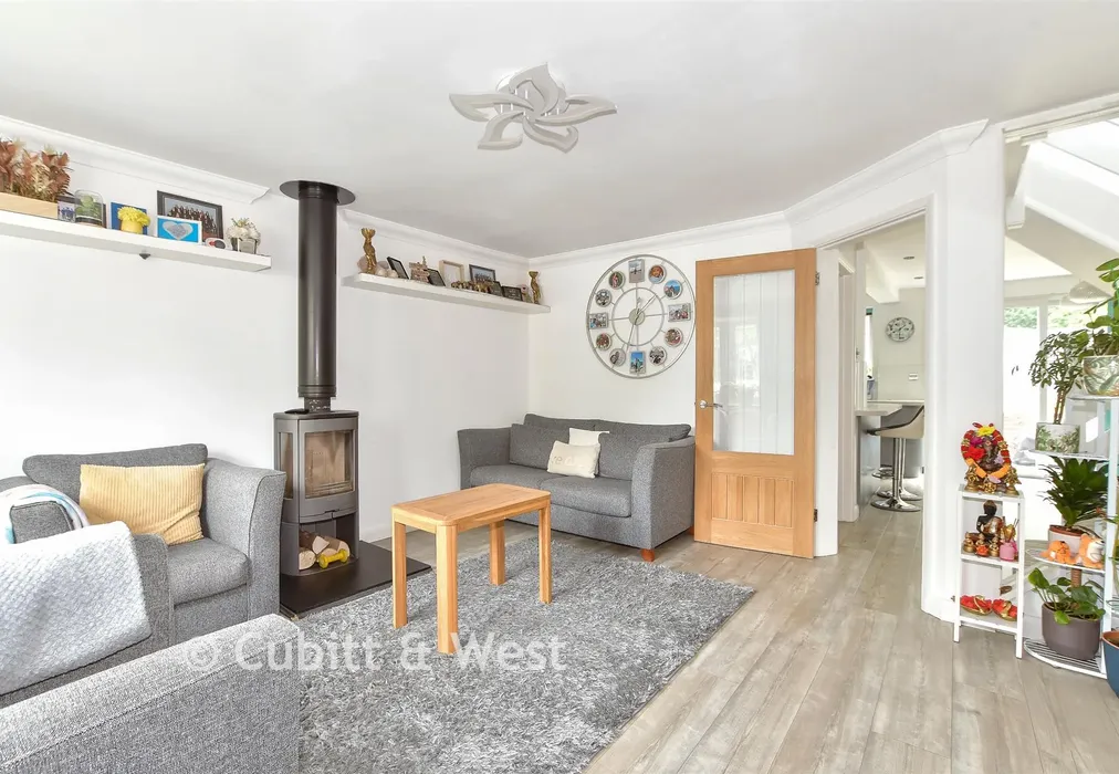 Lounge - Mountbatten Close, Broadfield, Crawley, West Sussex - Wards of Kent