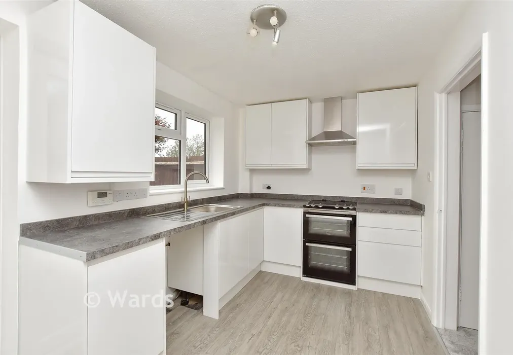 Kitchen/Diner - Brompton Hill, Chatham, Kent - Wards of Kent