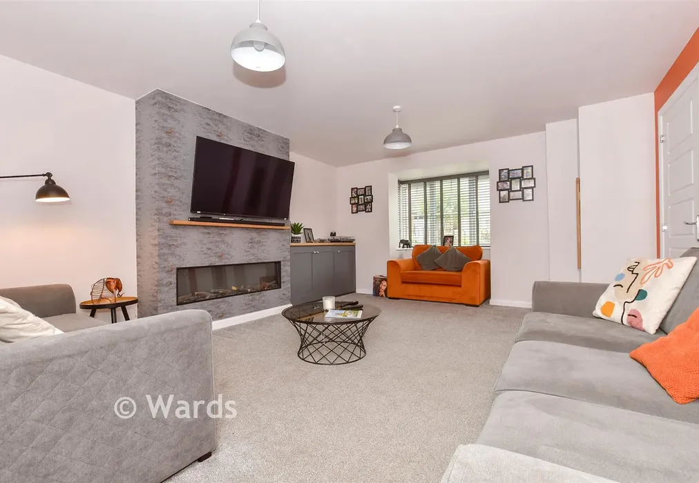 Lounge - Beech Tree Avenue, Sholden, Deal, Kent - Wards of Kent