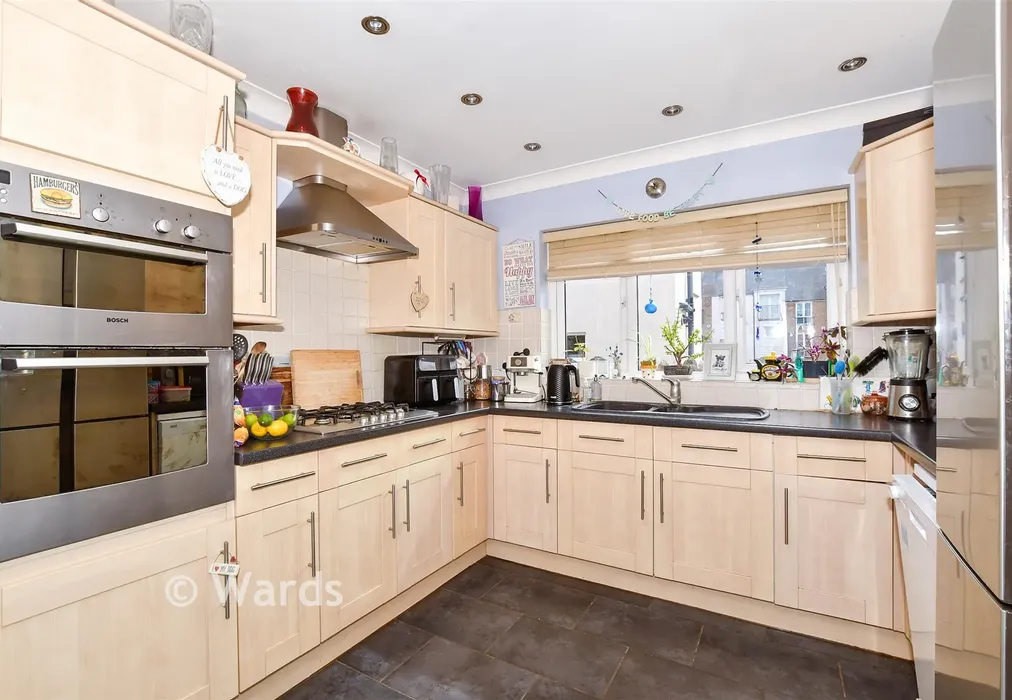 Lounge - Bower Lane, Maidstone, Kent - Wards of Kent