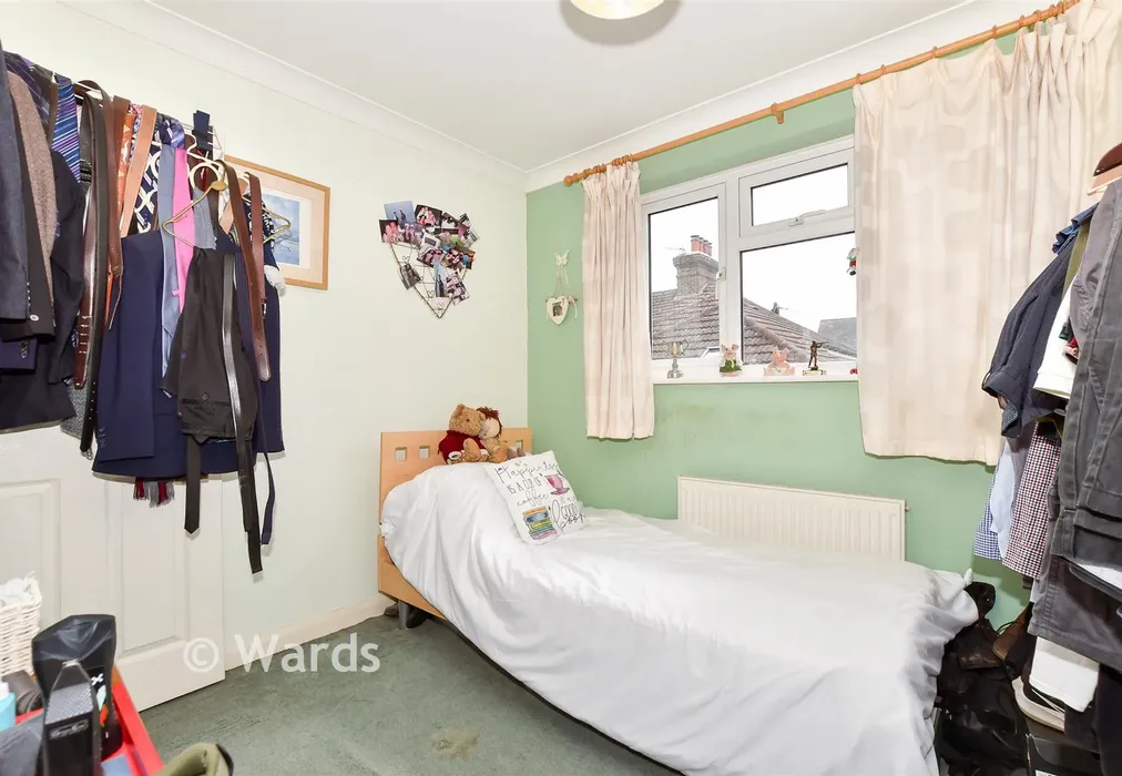 En-Suite Shower Room - Bower Lane, Maidstone, Kent - Wards of Kent