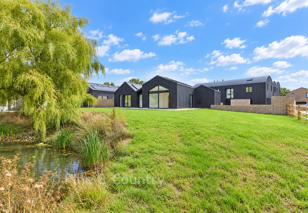 Rear Long - Hartdene Barns, Hartfield Road, Cowden, Kent - Wards of Kent