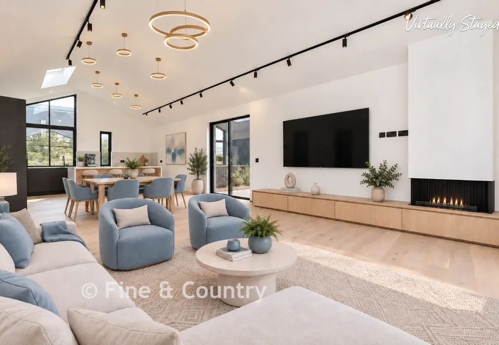 Staged Living 1.1 - Hartdene Barns, Hartfield Road, Cowden, Kent - Wards of Kent