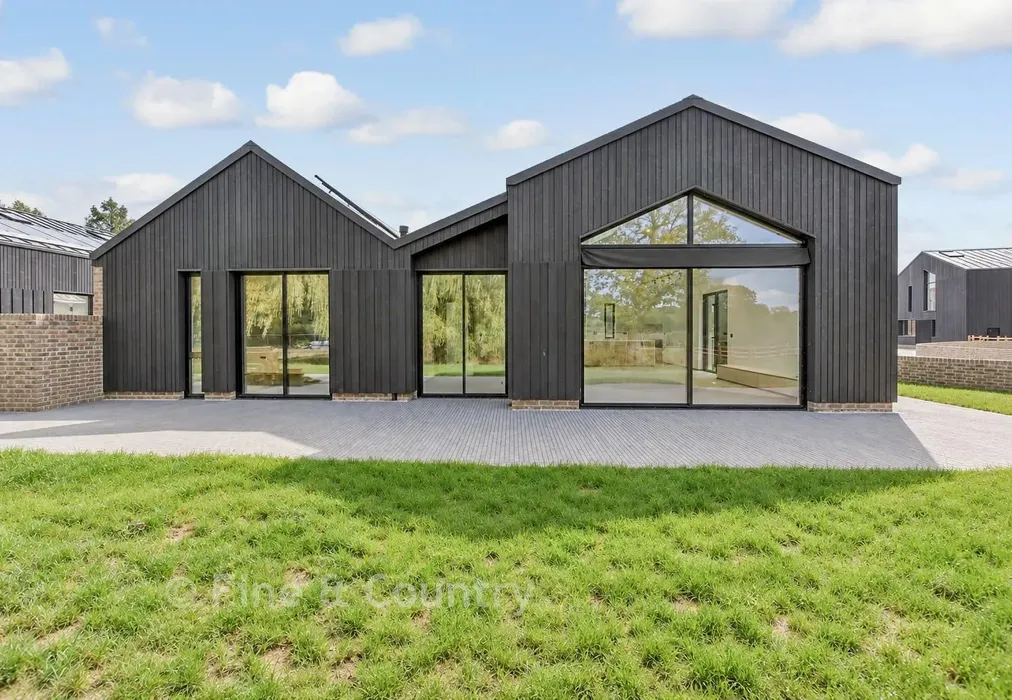 Rear El - Hartdene Barns, Hartfield Road, Cowden, Kent - Wards of Kent