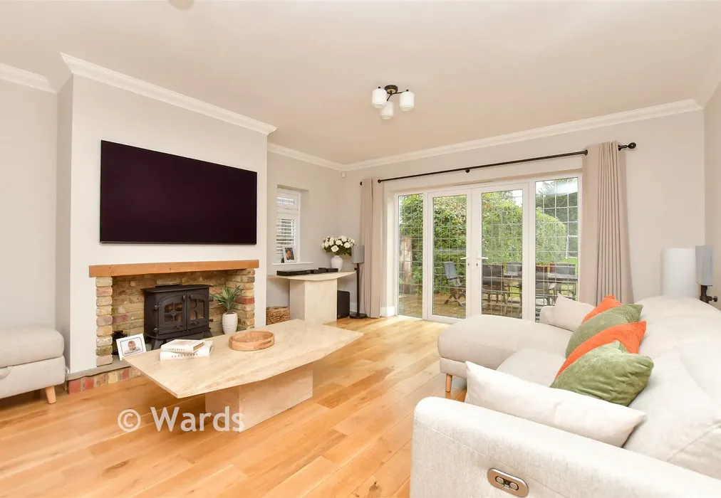 Lounge - York Avenue, Walderslade, Chatham, Kent - Wards of Kent