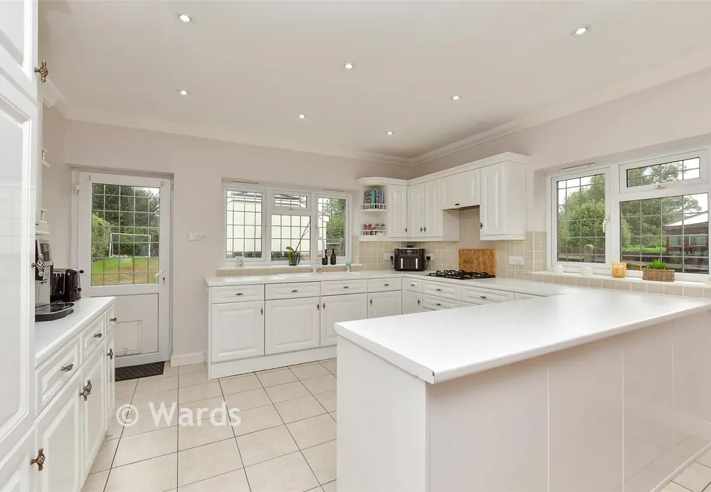 Kitchen/Diner - York Avenue, Walderslade, Chatham, Kent - Wards of Kent