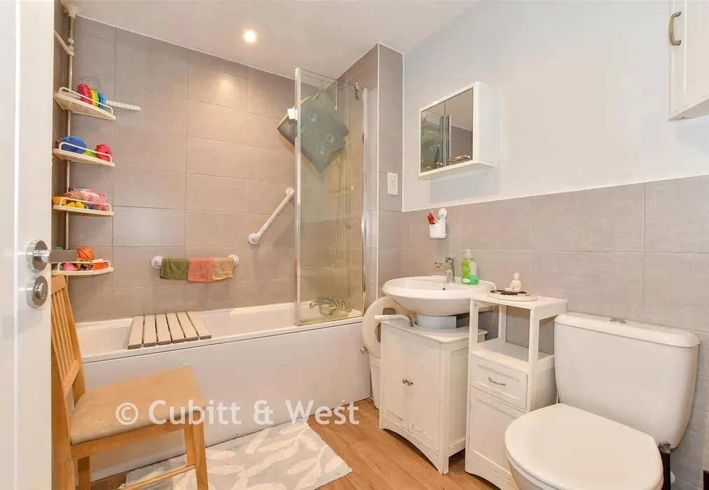 Bathroom - Sinclair Drive, Codmore Hill, West Sussex - Wards of Kent