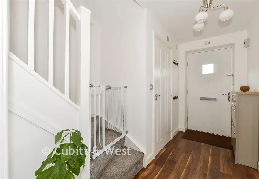 Hallway - Daffodil Crescent, Crawley, West Sussex - Wards of Kent
