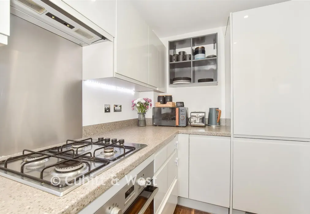 Kitchen - Daffodil Crescent, Crawley, West Sussex - Wards of Kent
