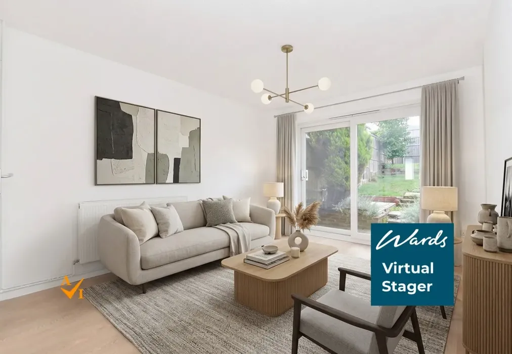 Lounge/Diner (Contemporary style) - Sassoon Close, Larkfield, Kent - Wards of Kent