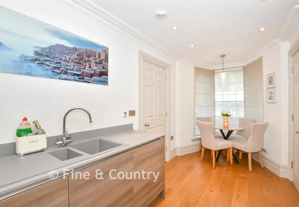 Kitchen/ Diner - London Road, Tunbridge Wells, Kent - Wards of Kent