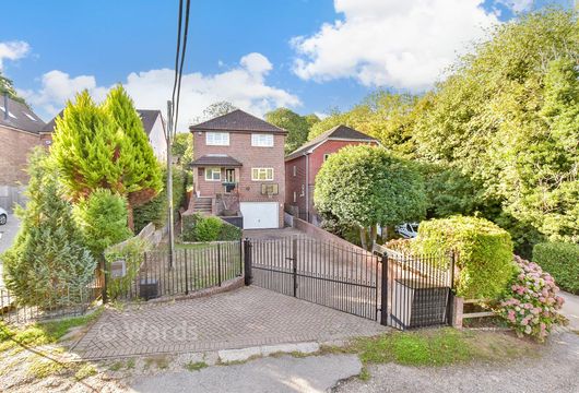 Chestnut Avenue, Walderslade, Chatham, Kent - Wards of Kent