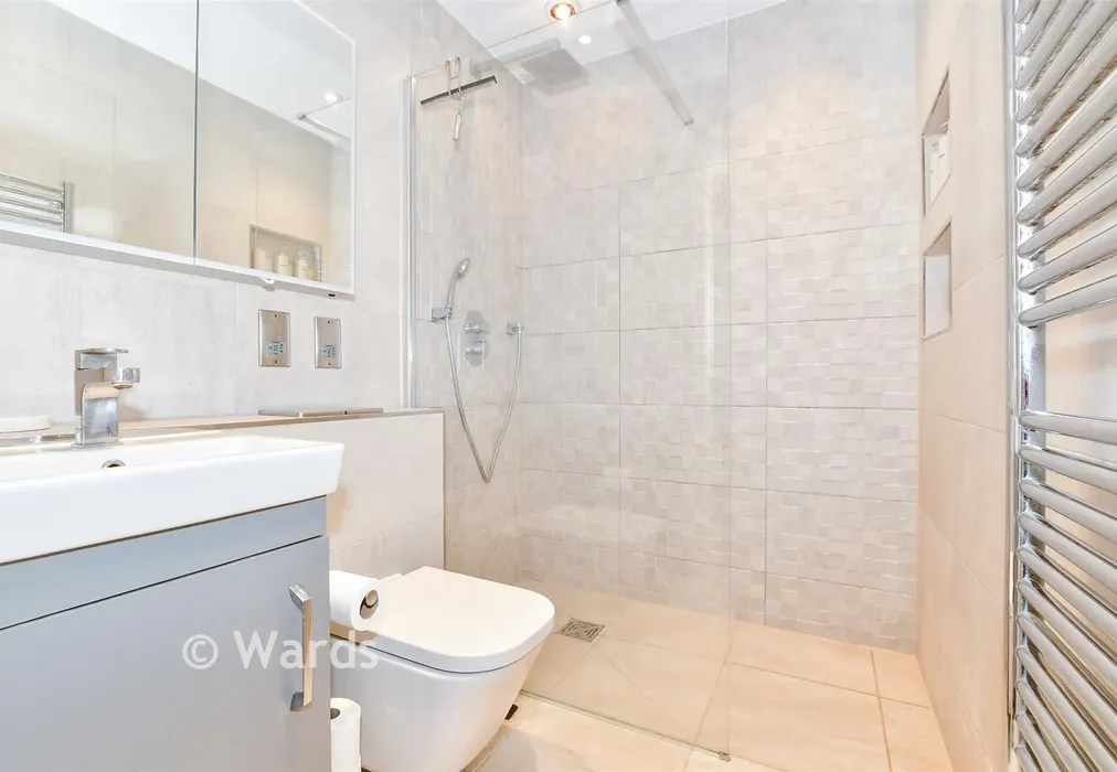 Shower Room - Glebe Lane, Maidstone, Kent - Wards of Kent