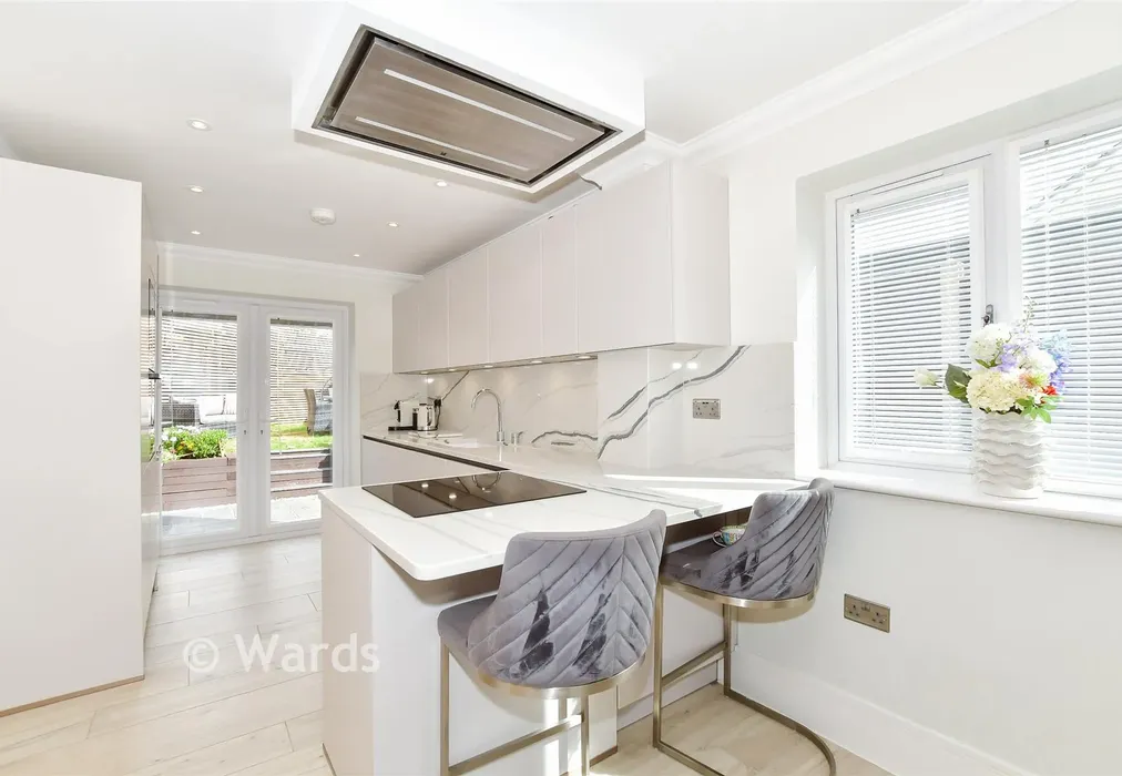 Lounge/Kitchen - Glebe Lane, Maidstone, Kent - Wards of Kent