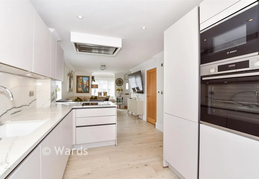 Lounge/Kitchen - Glebe Lane, Maidstone, Kent - Wards of Kent