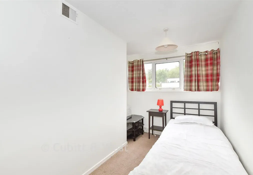 Bedroom 3 - Forestfield, Crawley, West Sussex - Wards of Kent