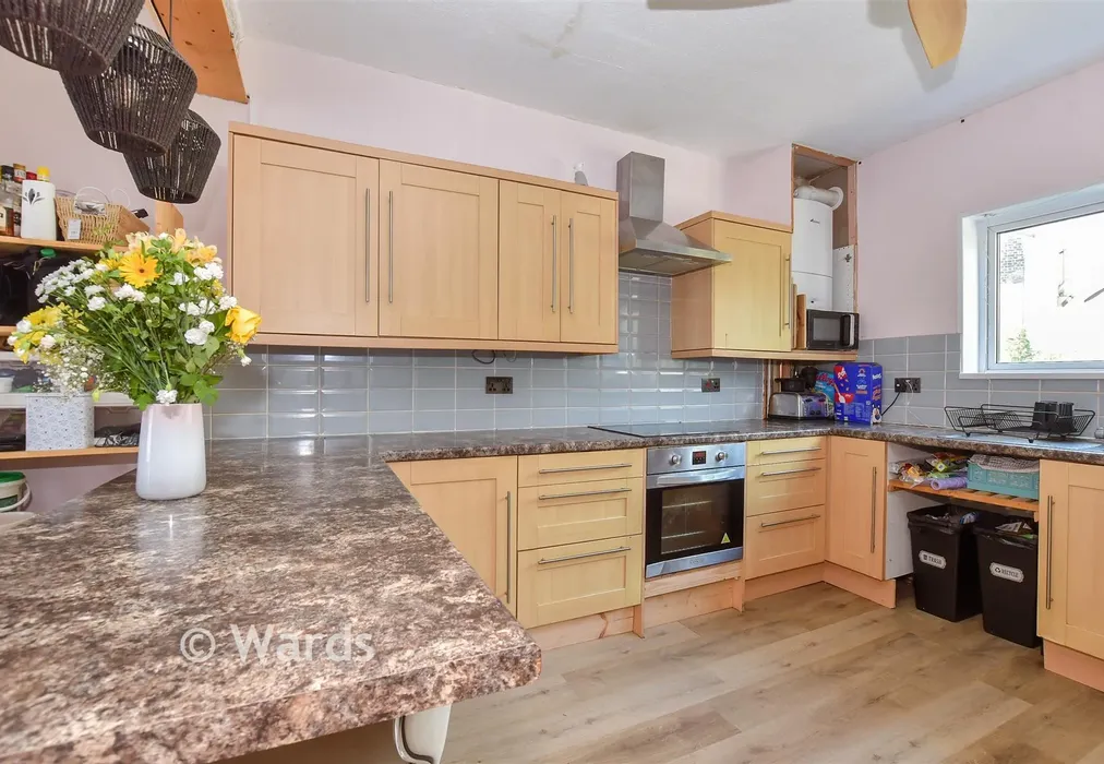 Kitchen - de Burgh Street, Dover, Kent - Wards of Kent
